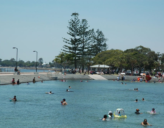 Wynnum Wading Pool Wynnum Esplanade Wynnum people swimming in Wynnum Wading Pool in summer.