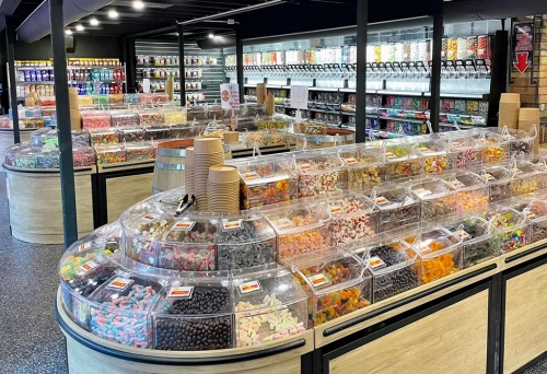 Tom's Confectionery Warehouse