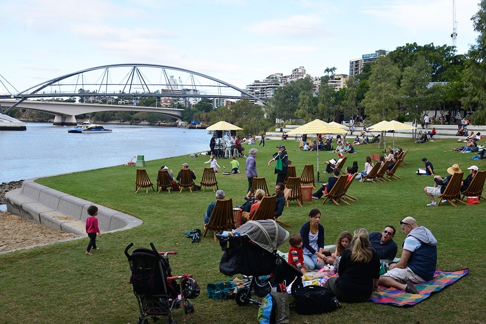 Sunday on the Green River Quay