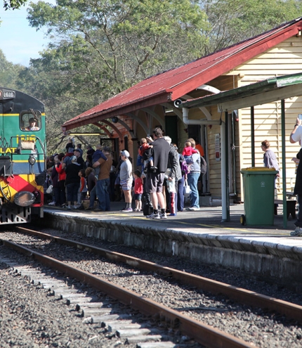 Swanbank Railway Station Picnic Train departing Swanbank